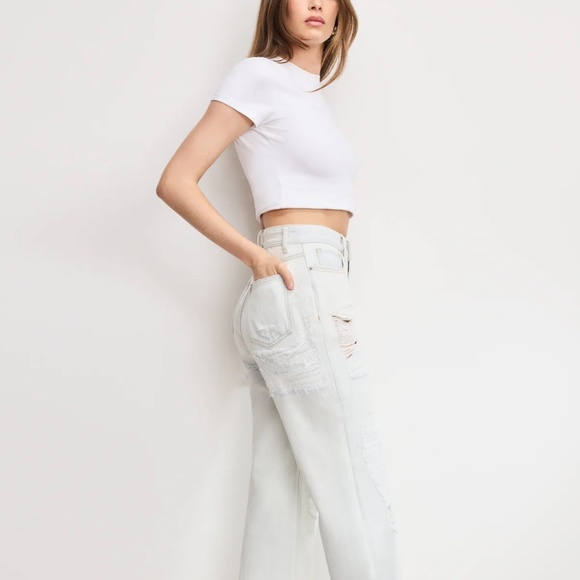 Good American Jeans - Picture 2 of 5